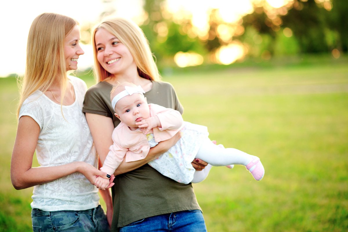 Como funciona a inseminação artificial para casal homoafetivo feminino